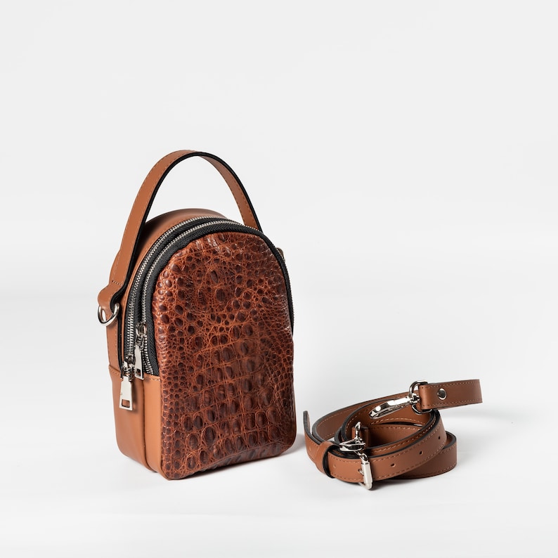 Women leather crossbody