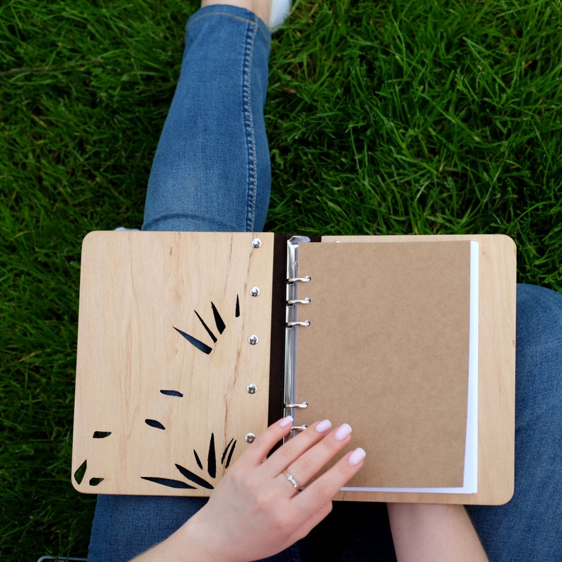 Custom A5 Ring Binder, Wooden Journal, Personalized Ringbound Notebook, Refillable Wood Planner, Coworker Gift image 3