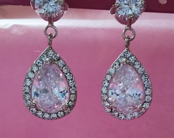 Elegant Pear drop Crystal earrings