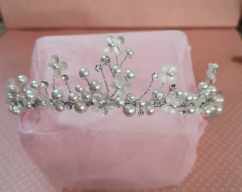 Pearl scatter Tiara (3168)