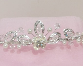 Silver and diamante tiara  (LJ243)