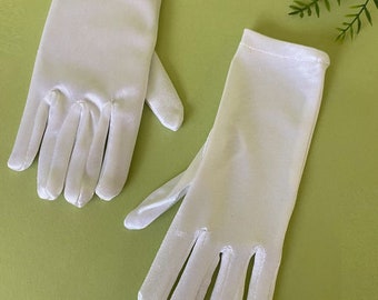 Communion Gloves