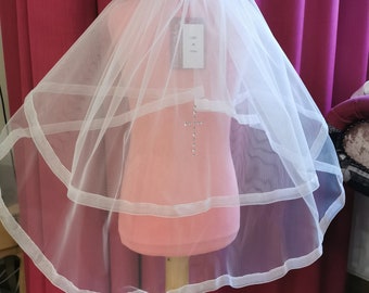 Veil, organza trim, diamond cross (C83)