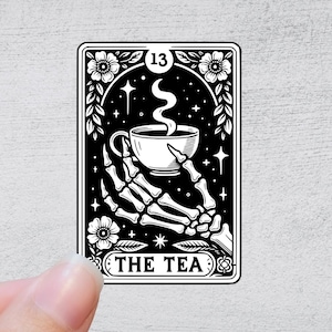 L'autocollant de carte de tarot de Zazzle.be Liste d'envies Vous avez des idées ? Conception drôle d'autocollant sarcastique d'autocollant de bouteille d'eau de vinyle d'ordinateur portable