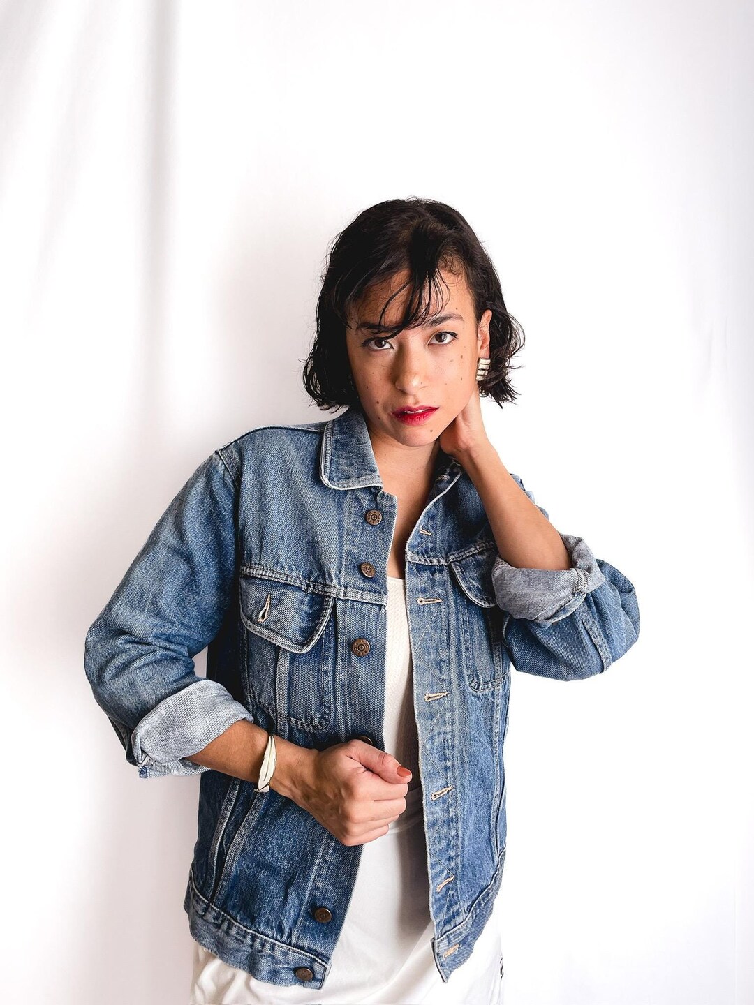 70s/early 80s Vintage Medium-wash Blue Denim Jacket. Legendary