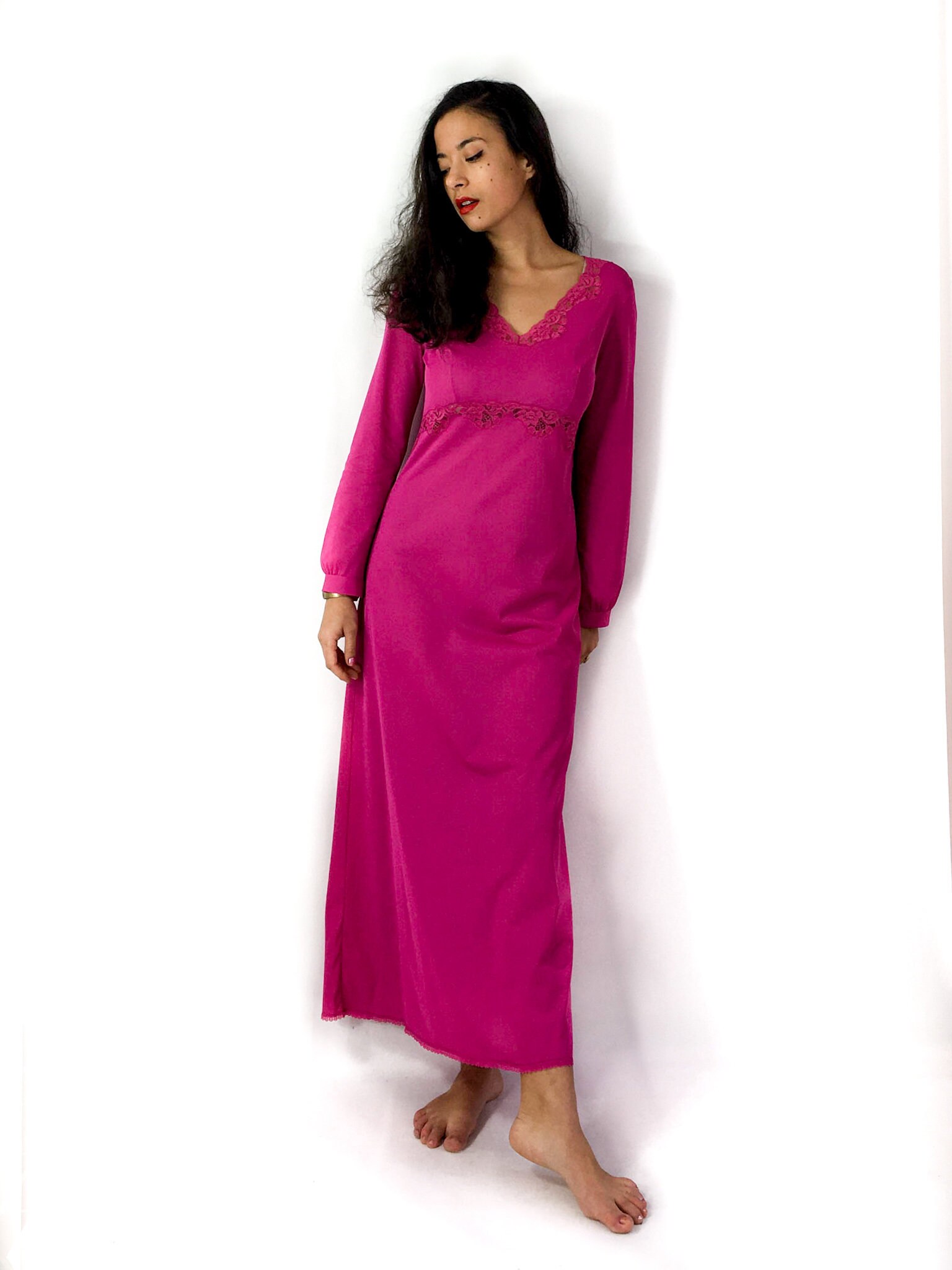 70s Vintage Fuchsia Pink Nightgown 