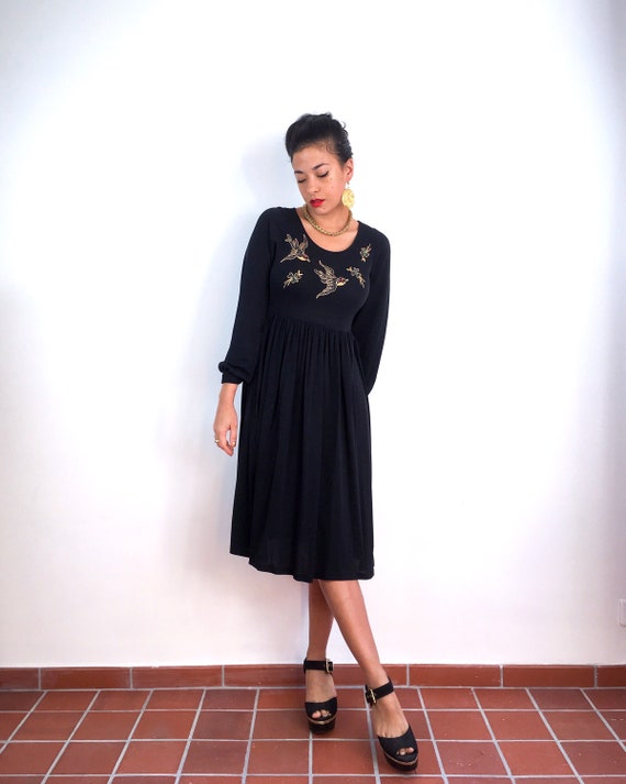 green emerald velvet dress Mexican Fashion Embroidered main image 1