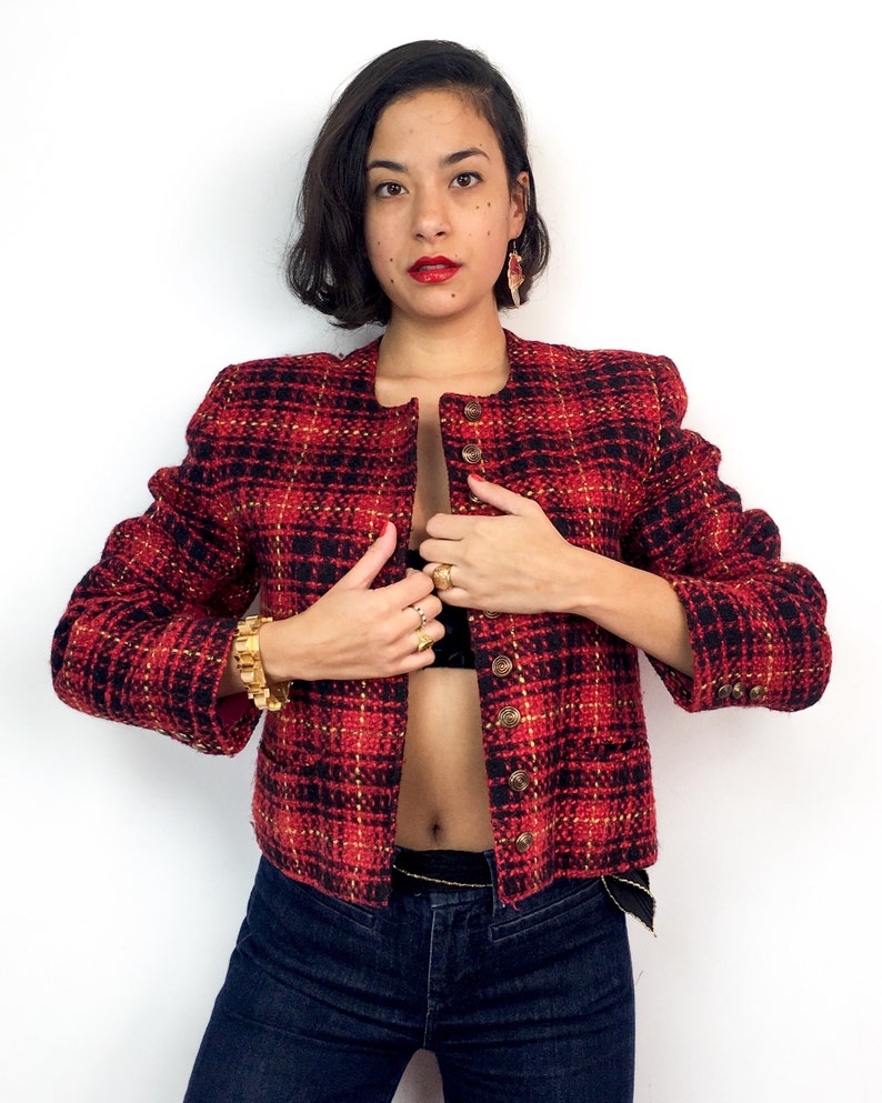 Best sizes S to M. Pencil skirt and blazer Cool buttons 80s-90s vintage Super cool vintage tartan skirt suit Deep and bold red hews