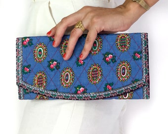 70s vintage blue quilted "Provençal" clutch/pouch