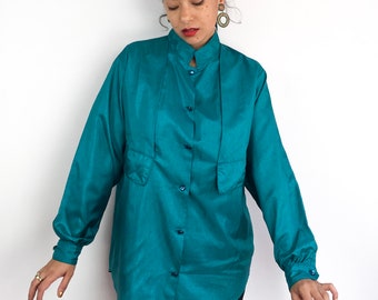Large Vintage 80s Teal/blue-green Blouse. Silk-like Fabric Large Vintage 80s Teal/blue-green Blouse. Silk-like Fabric