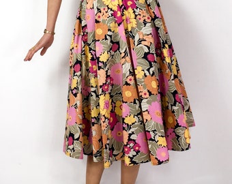 Taille XS/S. Nuances de rose Vêtements Vêtements femme Jupes Jupe taille haute taille a ligne imprimée floral vintage des années 60 jaune noir et orange vert 
