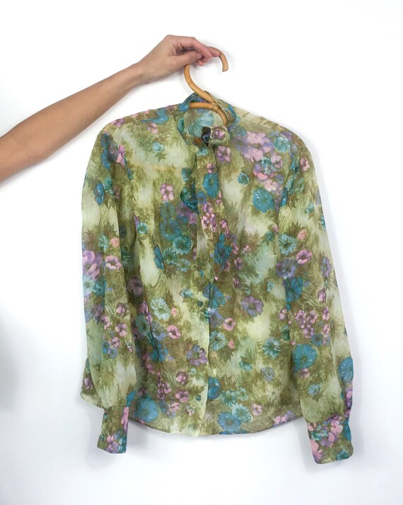 70s vintage sheer blouse. Kaki with a flower prin… - image 9