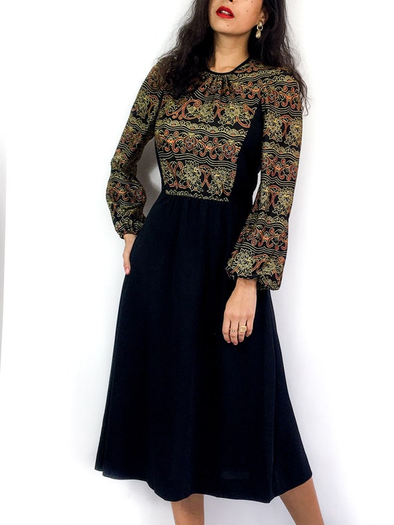 70s vintage black motif bohemian dress. Paisley p… - image 3