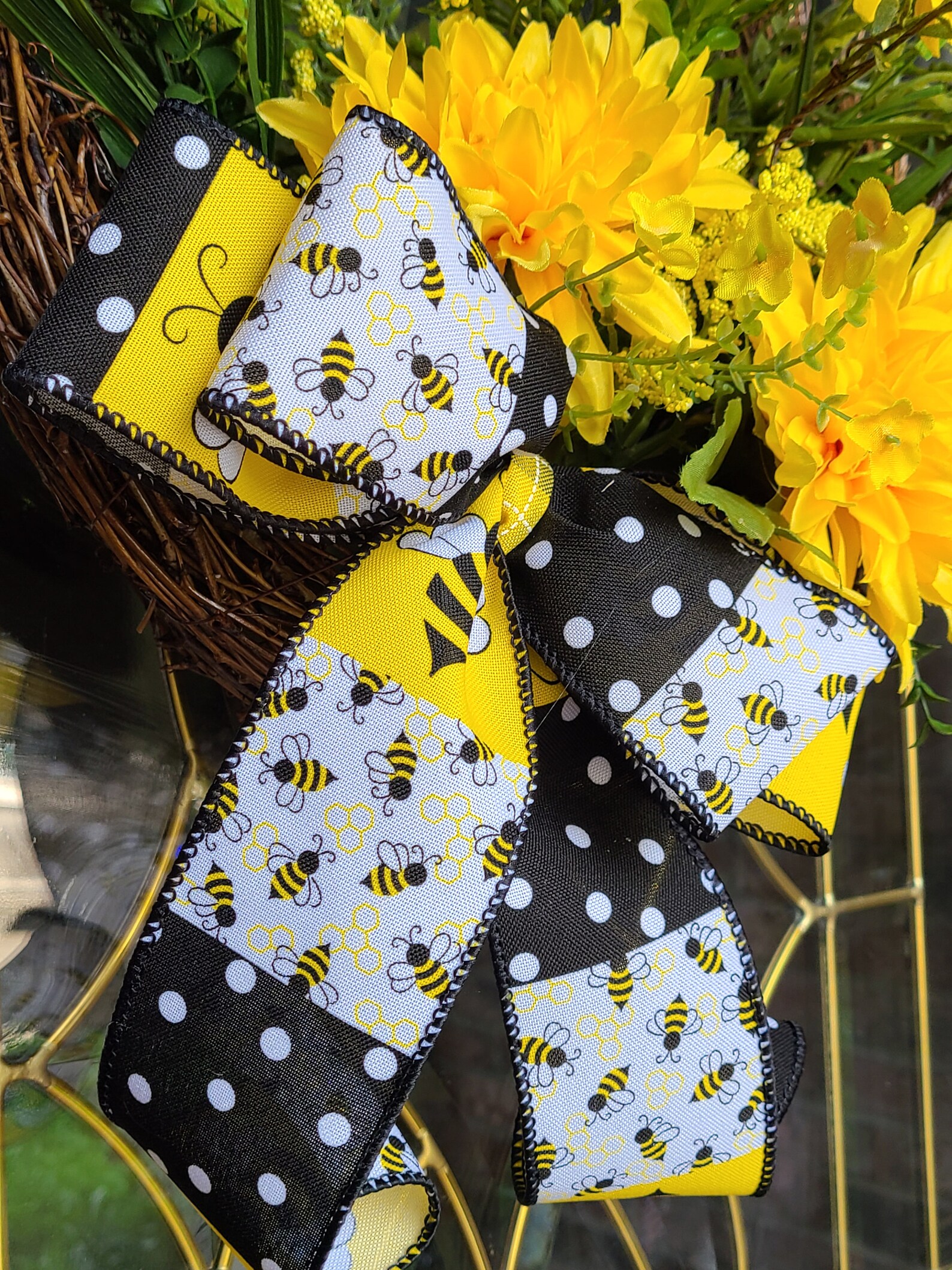 Yellow Bumble Bee Basket for Front Door Summer Daisy Greenery Etsy