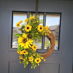 Small Yellow Sunflower Wreath,  Door Hanger for Home,  Summer Floral Kitchen Decor, Wreath for Small Spaces