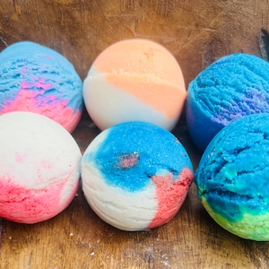 Bubble Bath Scoops | Bubble Scoops | Bubble Bar | Bath Truffles | Vegan Bubble Bath | Gifts for Kids | Holiday Scent | Solid Bubble