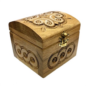 Wooden Jewelry Box, Small carved wooden box, Carved wood box, Jewelry treasure box, hand wood carving, Rustic Natural box, Anniversary gift