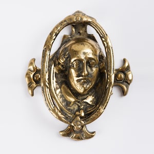 Brass William Shakespeare Door Knocker Vintage front door decor from Spain