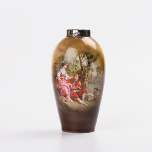 Jarrón inglés vintage de porcelana con borde de plata de ley