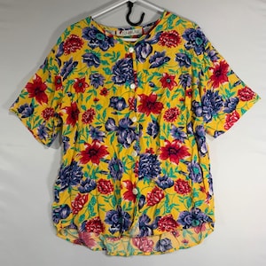 Vintage 90s Chaus Floral Button Down Top Short Sleeve Yellow Red Blue Size Large
