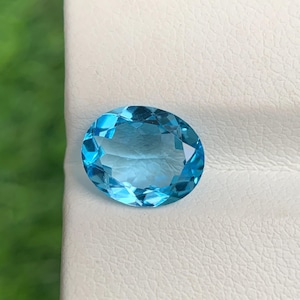 Natural Swiss Blue Topaz 2.72 Carat Size 10X8 MM Loupe Clean Clarity Excellent Oval Cut For Making Jewelry