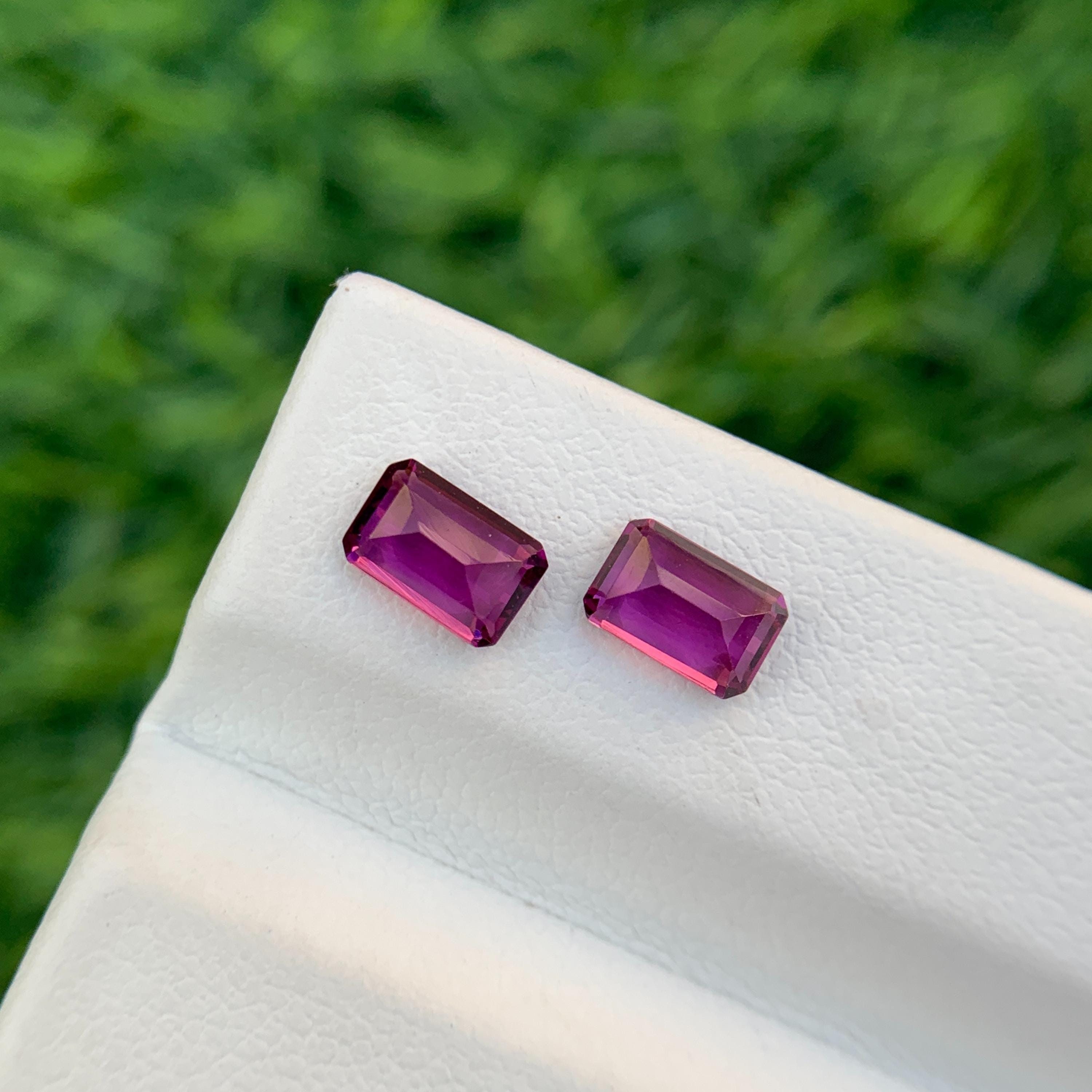 ガーネット　オクタゴンカット　ダブルホール　一連　q-635 elago Magnet Cable Tie for Cable | すべての商品 | elago 日本公式