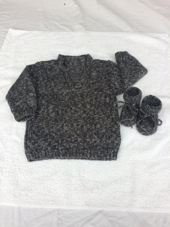 grey baby jumper