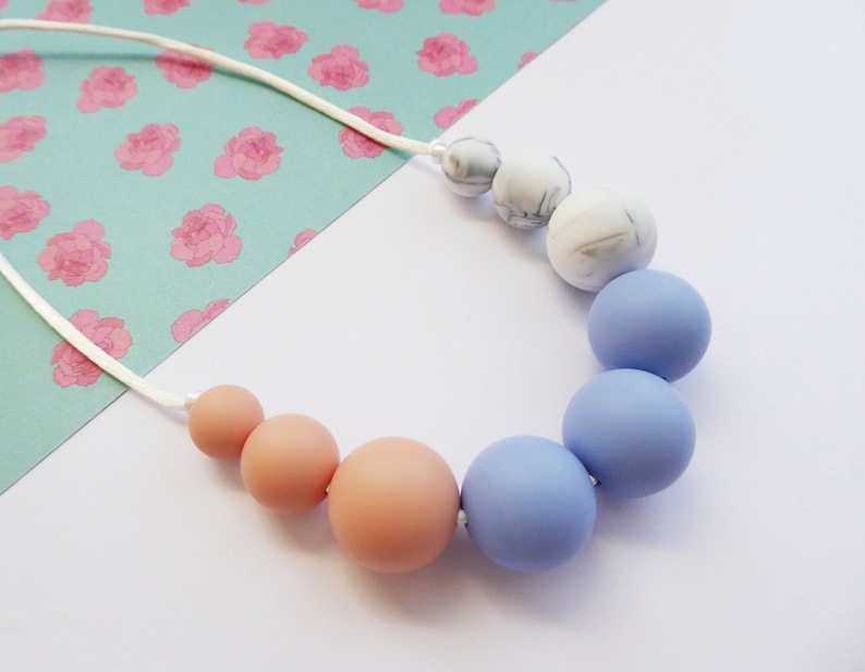 Silicone Beaded Necklace Teether Necklace Silicone Nursing Necklace Baby Teething Necklace Breastfeeding New Mum Gift