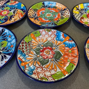 Mexican Pottery Talavera Plate 10" , Lead Free Heat Safe Hand painted Ceramic Folk Art From Mexico