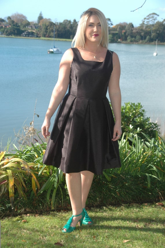 Laura Dress Size12 Uk Au Nz This Black Dress Is Lovely For Etsy