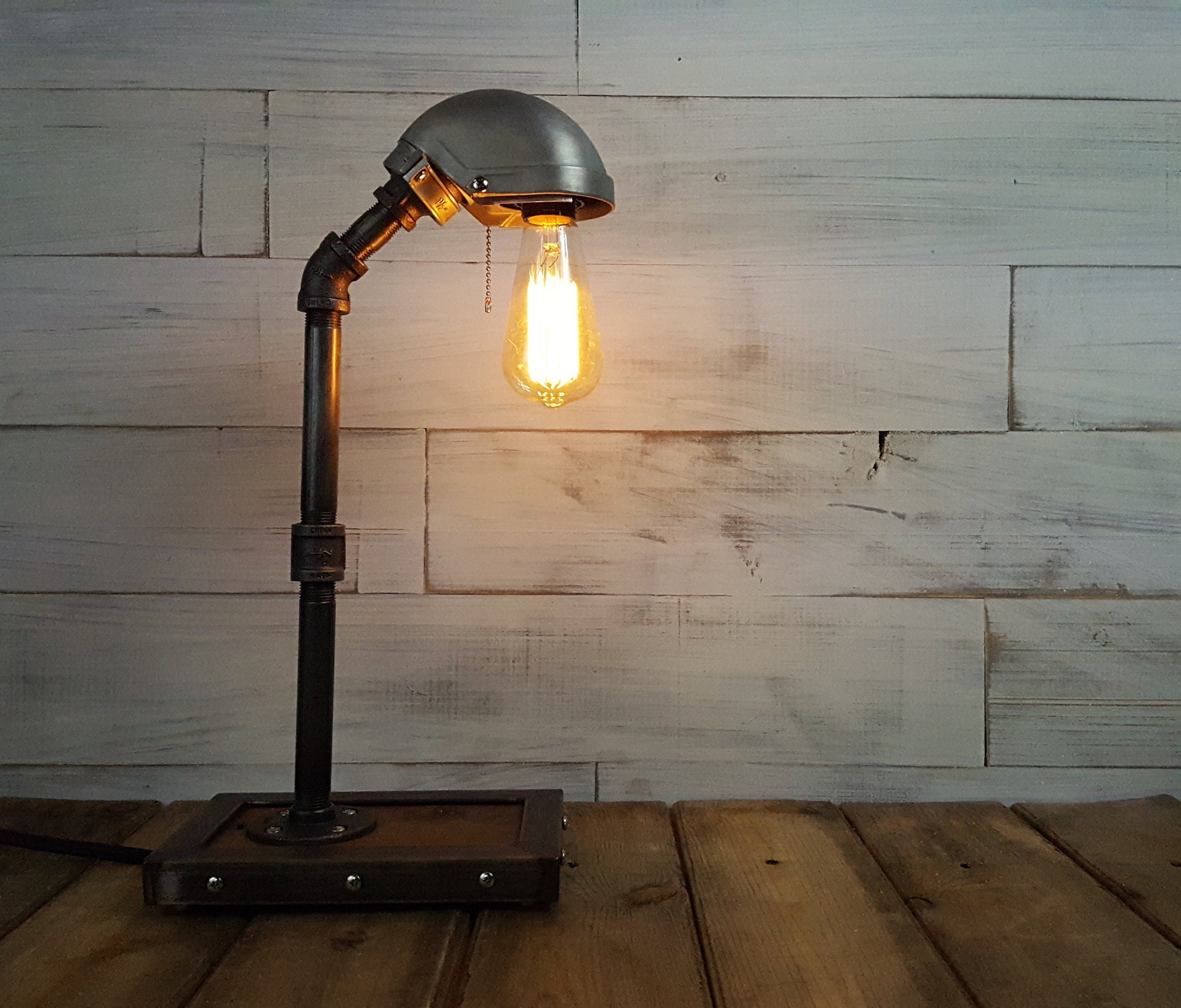 black pipe table lamp