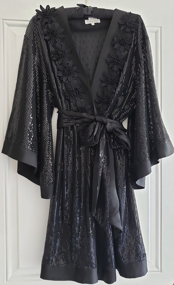 outfits for funeral not black