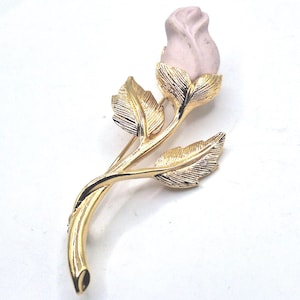 Vintage Marked AVON Gold-tone Pink Rosebud Pin/Brooch