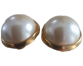 Richelieu Vintage Gold & Faux Pearl Clip-On Earrings - Signed