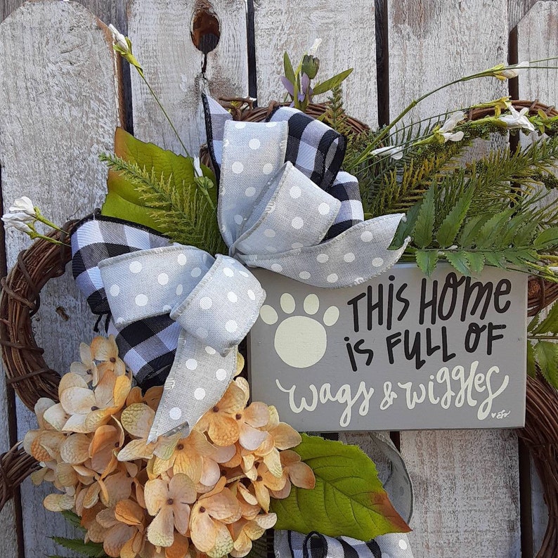 Paw Print Wreath for Front Door, Dog Wreath, Pet Wall Decor