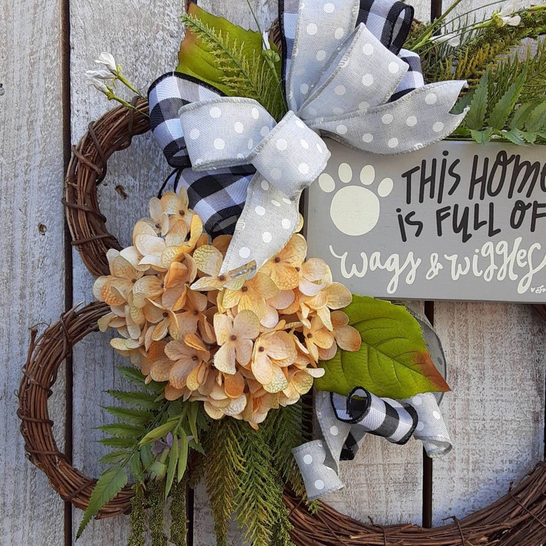 Paw Print Wreath for Front Door, Dog Wreath, Pet Wall Decor