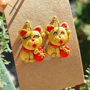 Glückskatze, Maneki Neko, Glücksohrringe, Fülle, Wohlstandsgeschenk, Geld, Kawaii Neujahrsgeschenk