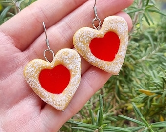 Biscuits Linzer Coeur Sablés Confiture, Jam Cookie shrewsbury, Boucles d'oreilles nourriture, Gateaux Fraise, Fait Main, Saint Valentin