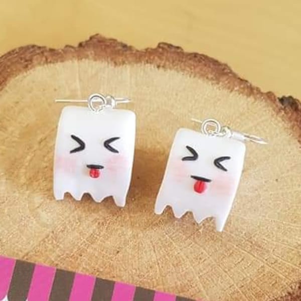 Constipated Toilet Paper Roll Earrings, Funny, Offbeat Humor, Polymer Clay, Fimo, Funny Gift, Kawaii