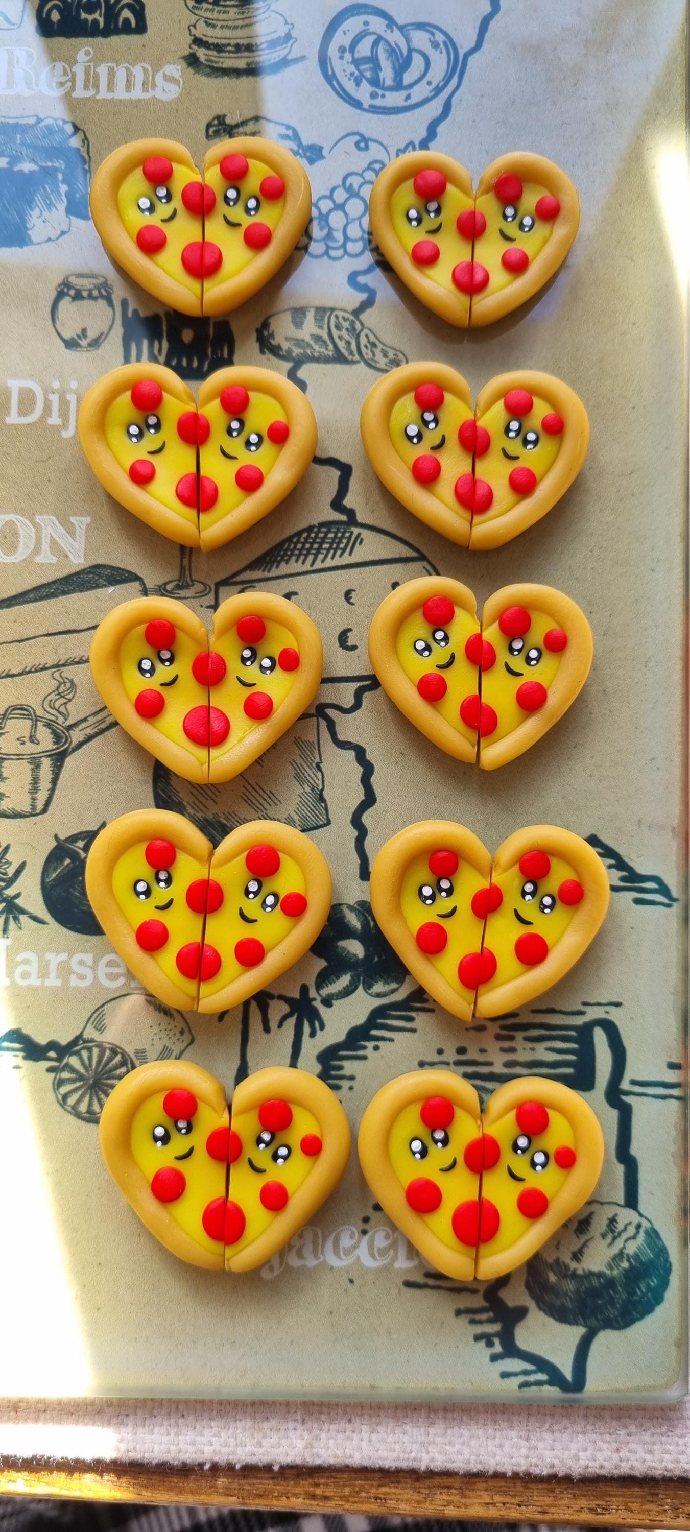 Porte-clés Pizza BFF – Lot De 2 | Métal émaillé | Cadeau Couple, Amis | Part De Pizza Séparée | 8,5 Cm