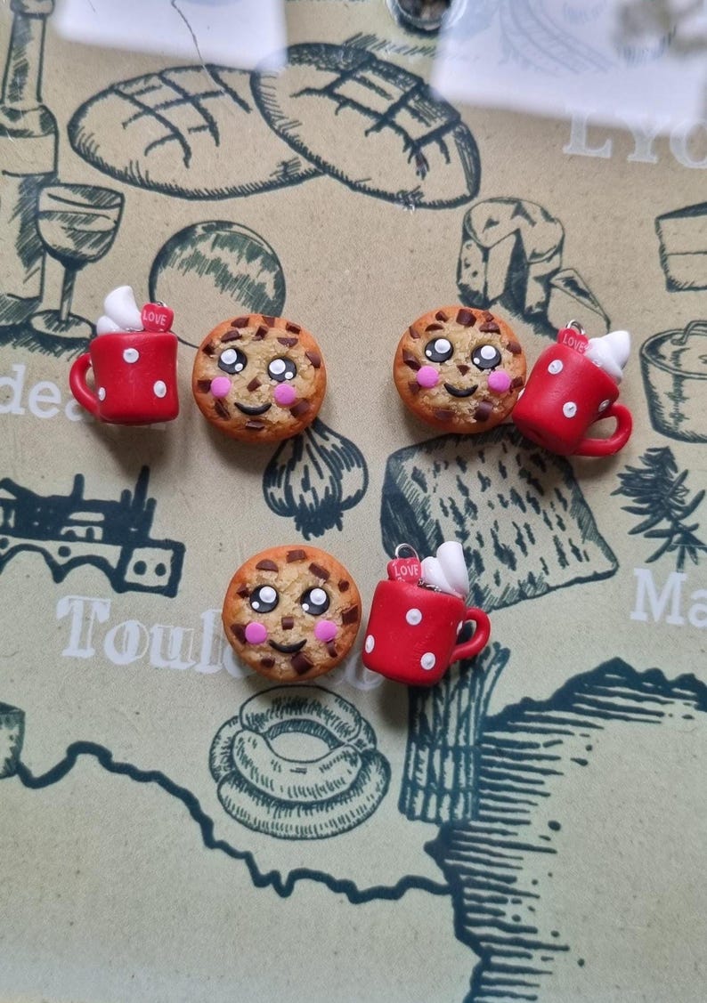 Pendientes de galleta kawaii y taza de chocolate caliente gourmet, acero inoxidable antialérgico, joyería de fimo, divertidos y graciosos. imagen 6
