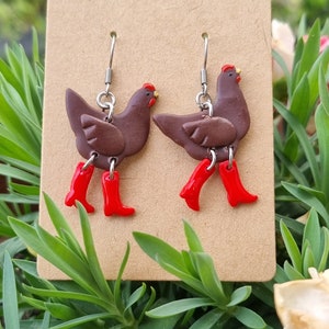 Funny Chickens, Cocottes in Rain Boots, Free Range Chicken France, Paris Olympic Games Gift, Let's go to the Olympics My Cocotte : Poulette Chocolat