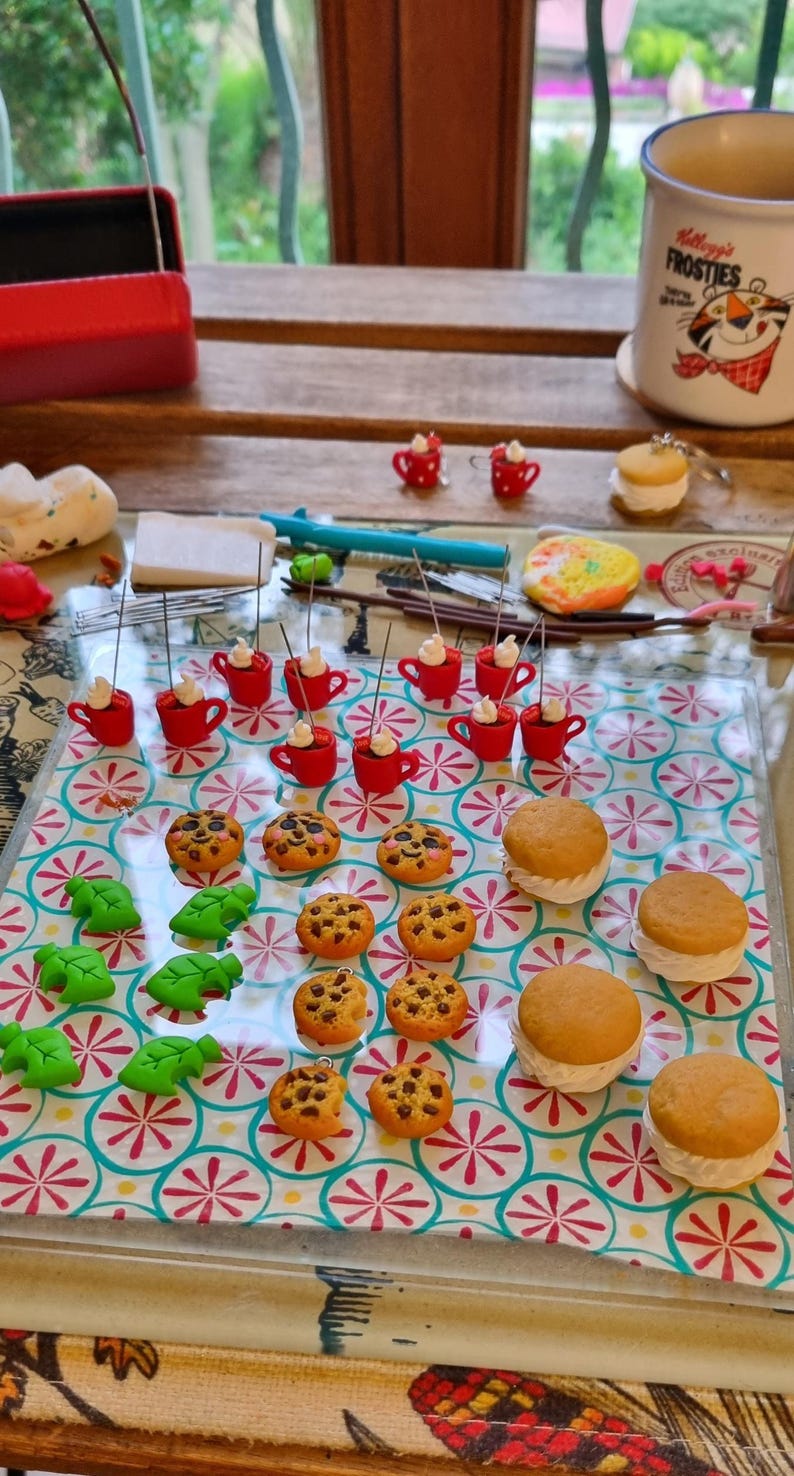 Pendientes de galleta kawaii y taza de chocolate caliente gourmet, acero inoxidable antialérgico, joyería de fimo, divertidos y graciosos. imagen 5