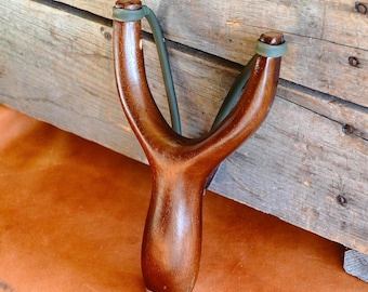 Classic Hardwood Slingshot With Metal Cap - Traditional Design