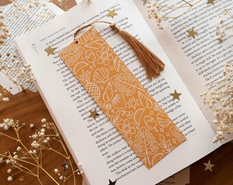 Yellow Summer Bookmark // Leaves, Shells & Fruits, Gift for Readers