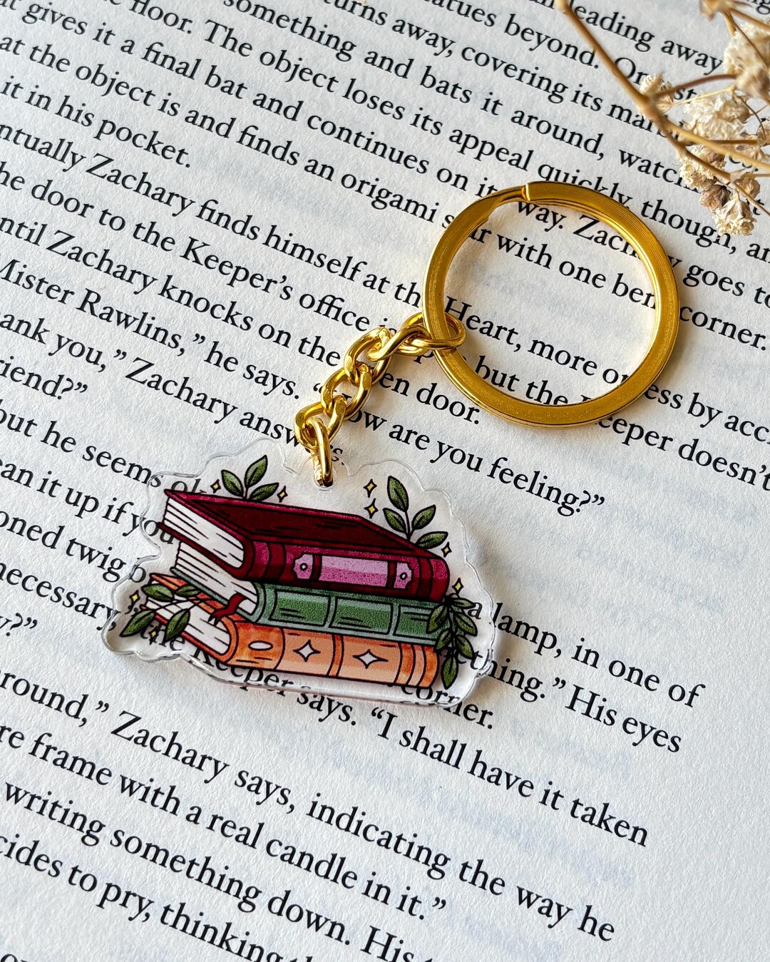 Keychain Stack Keychain - Stack of Books - Acrylic Transparant Key Chain With Bookish ...