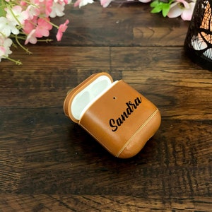 Personalizable Leather Airpod Case Airpods 1 2 3 Pro 1 2 Case with hook Custom Airpods Pro Case Keychain Airpod Cover Custom Monogram