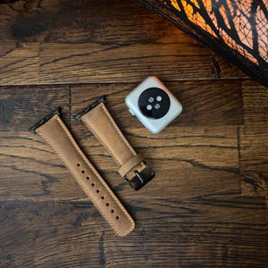 Leather Watch Band, Apple Watch Band, Leather Watch Strap, 18mm 20mm 22mm Fossil Watch Bands, Personalized Leather, Fitbit Versa 1 2 3 Bands