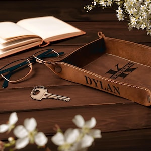 DND Dice Tray, Leather Valet Tray Gift For Him, Personalized Office Gifts, Catch All Tray, Pen Tray, Mens Valet Tray,Housewarming Home Decor