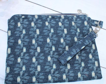 Project Bag #911 . Use this bag to hold knitting, crochet, and craft projects and tool. Hand-made in USA.